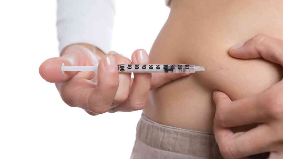 Is Losing a Stone in a Month Safe and Achievable?